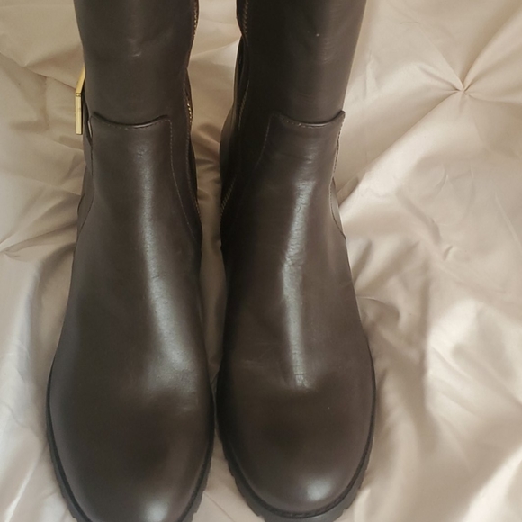 Michael Kors Brown boots size 7.5 - Picture 5 of 9